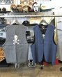 画像3: Unknown Brothers SKULL&BONE CHAMBRAY VEST (BLACK/BLUE) アンノウン ブラザーズ シャンブレー素材 スカル＆クロスボーン 刺繍（チェーンステッチ） ベスト ジレ（ブラック/ブルー） (3)