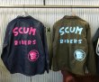 画像1: ※完売致しました!【限定販売】「SCUM RIDERS」-art work- SCUMBOY TATTOO COACH JACKET 「スカムライダース」スカムボーイ タトゥー ナイロン製 コーチジャケット【ネイビー/ピンク】＆【ブラウン/スカイブルー】 (1)